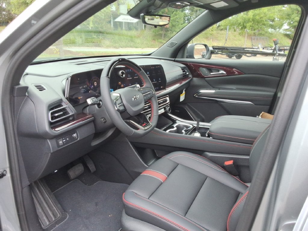 2027 Chevrolet Traverse RS