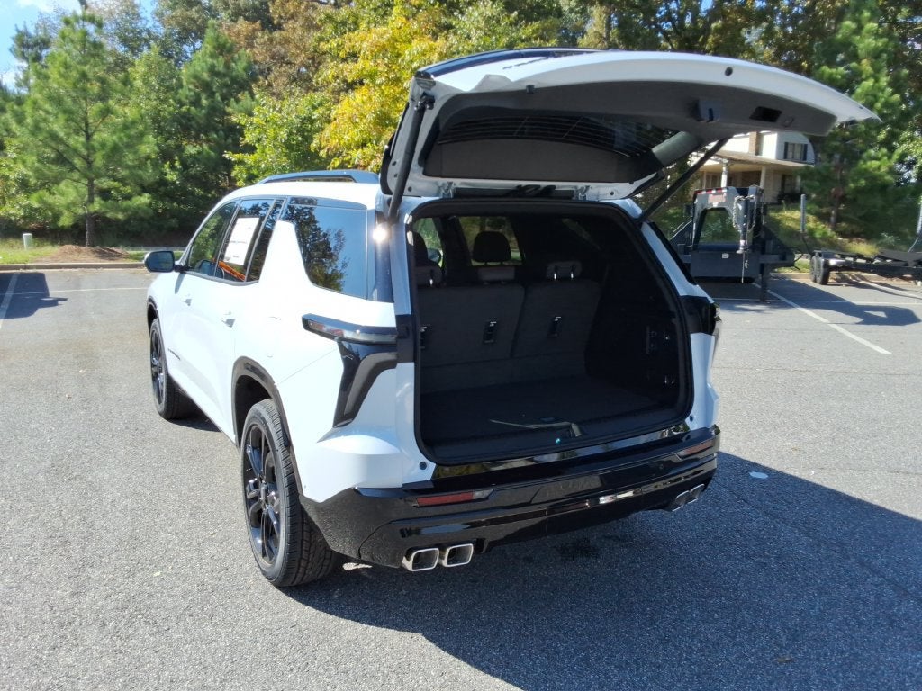 2027 Chevrolet Traverse RS