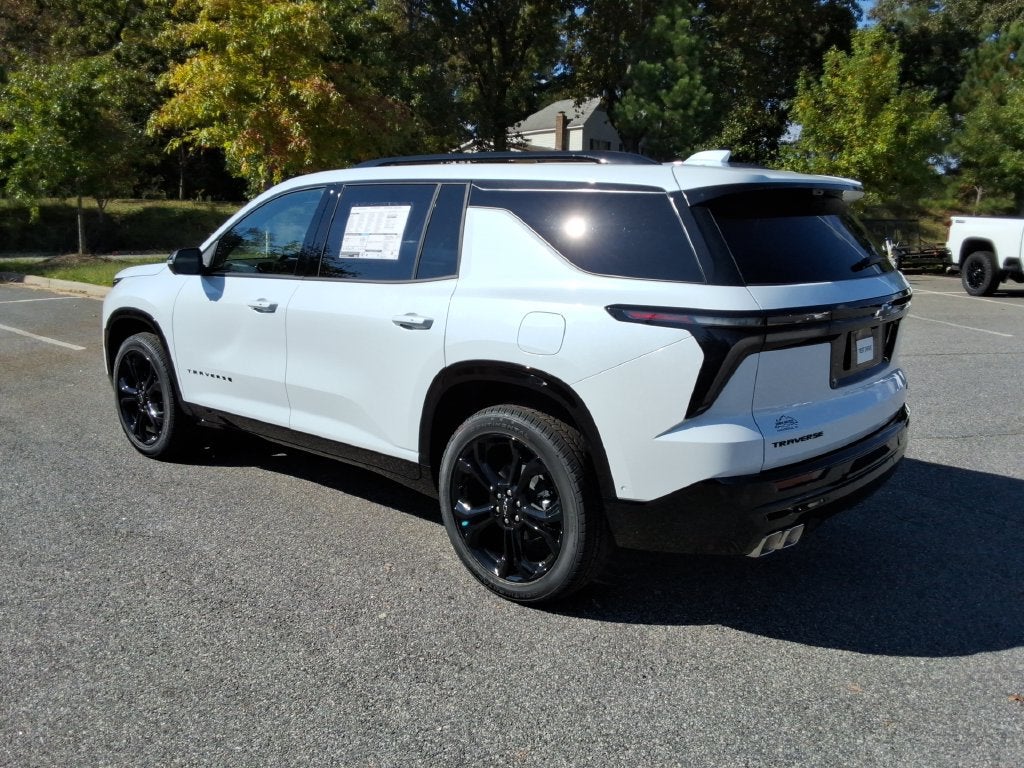 2027 Chevrolet Traverse RS