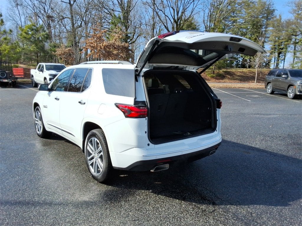2023 Chevrolet Traverse High Country