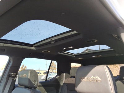 2023 Chevrolet Traverse High Country
