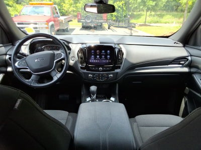 2022 Chevrolet Traverse LT Cloth