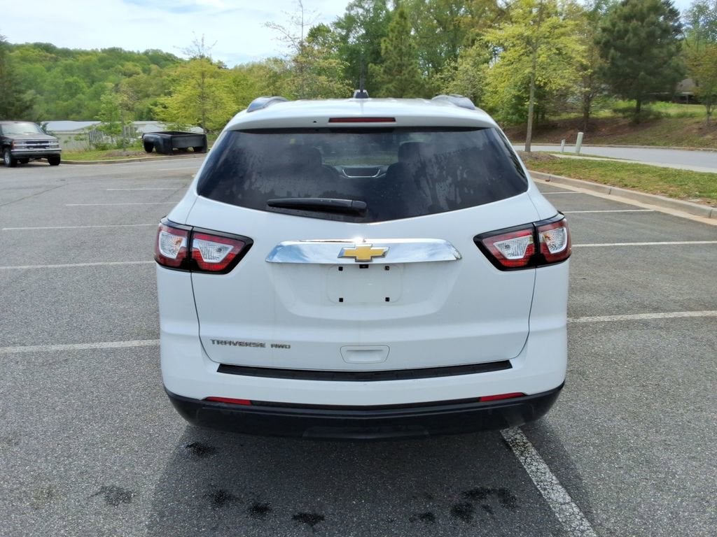 2017 Chevrolet Traverse LS