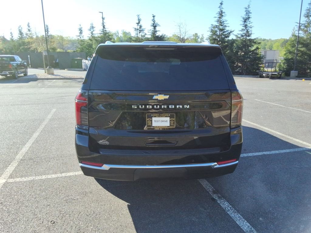 2026 Chevrolet Suburban LS