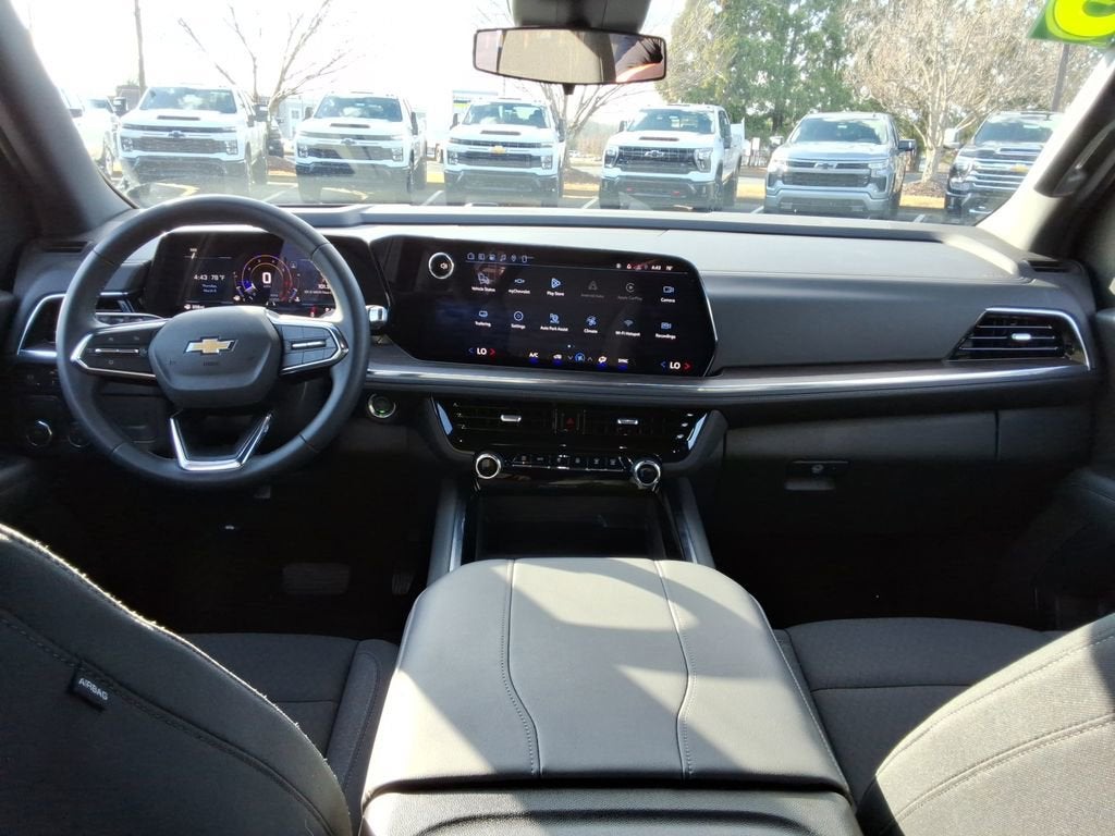 2026 Chevrolet Suburban LS