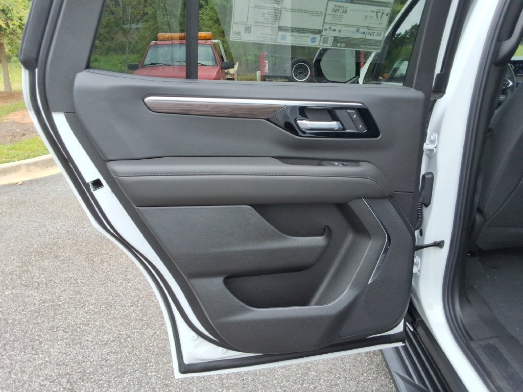 2027 Chevrolet Tahoe LS