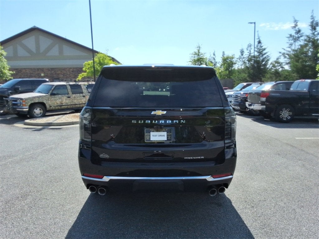 2025 Chevrolet Suburban Premier