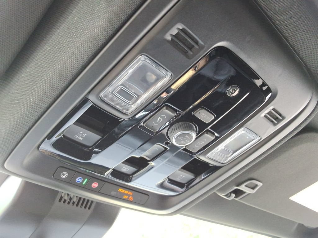 2026 Chevrolet Suburban High Country - Photo 37