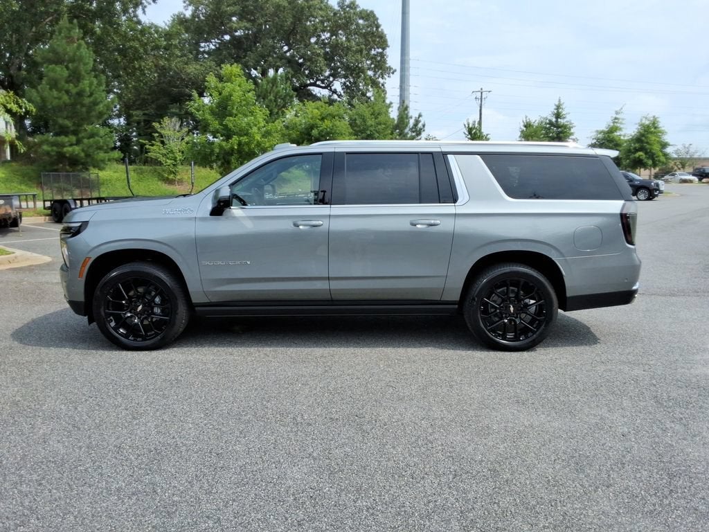 2026 Chevrolet Suburban High Country - Photo 8