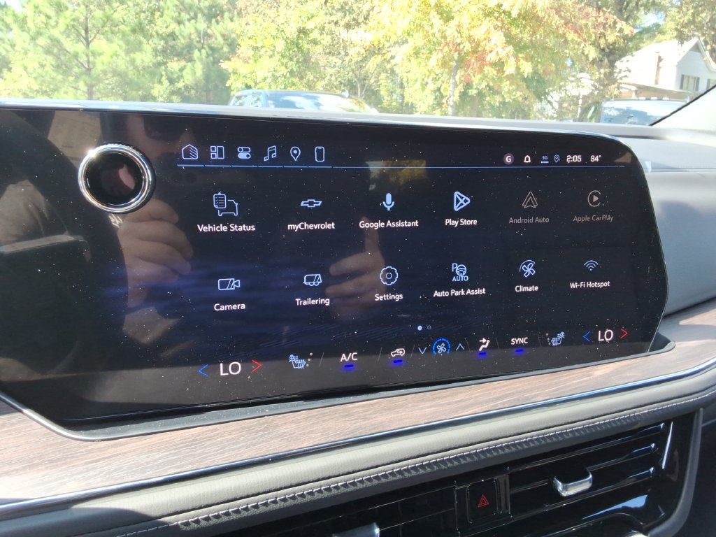 2027 Chevrolet Tahoe Z71 - Photo 30