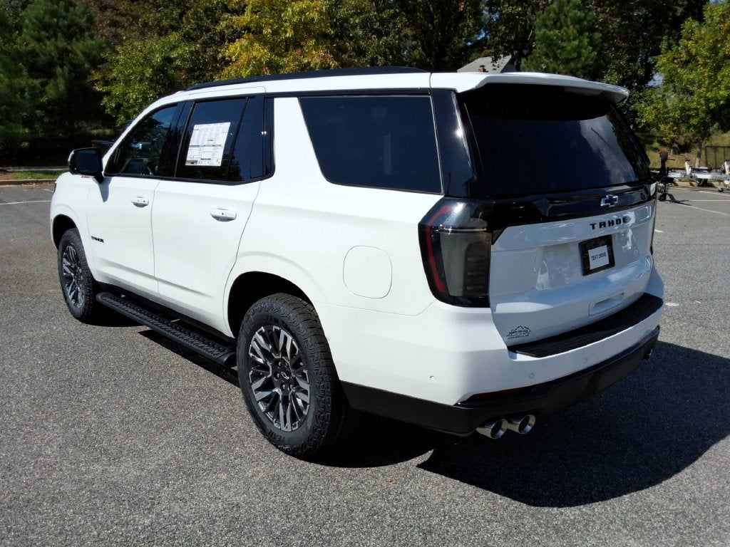 2027 Chevrolet Tahoe Z71 - Photo 7