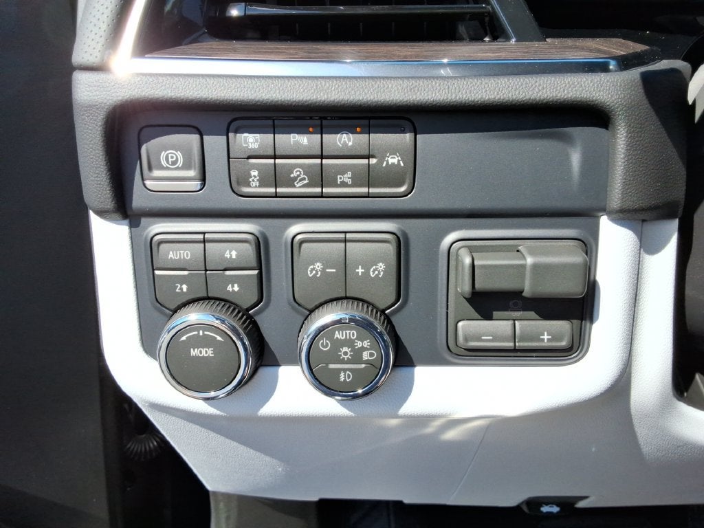 2027 Chevrolet Tahoe Premier