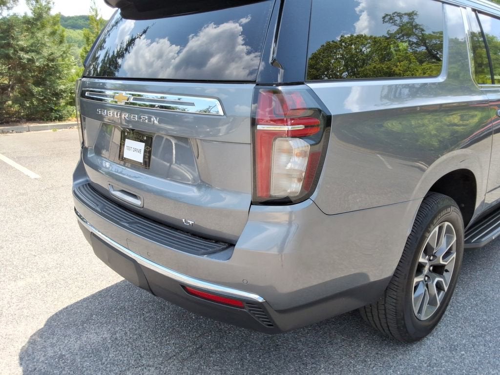 2021 Chevrolet Suburban LT