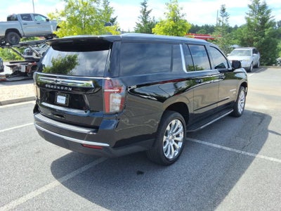 2023 Chevrolet Suburban LT