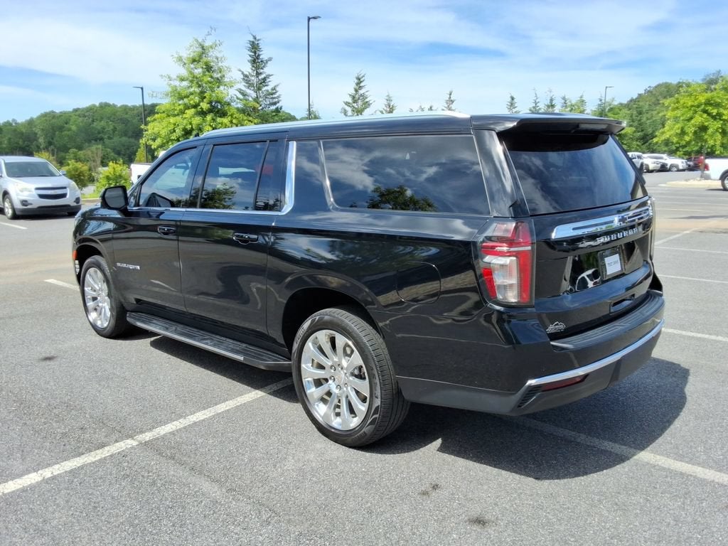 2023 Chevrolet Suburban LT