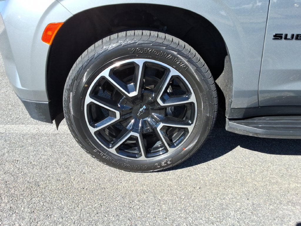 2024 Chevrolet Suburban RST