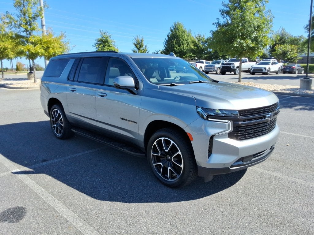 2024 Chevrolet Suburban RST