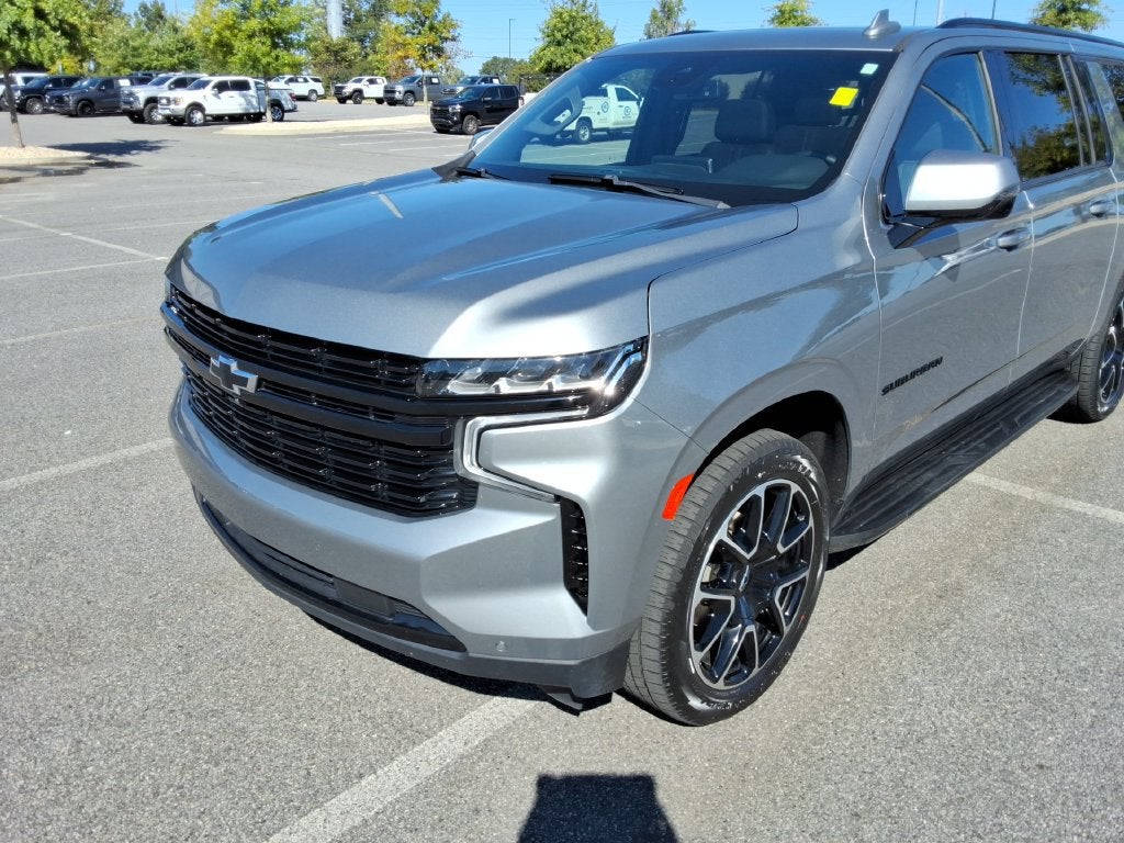 2024 Chevrolet Suburban RST