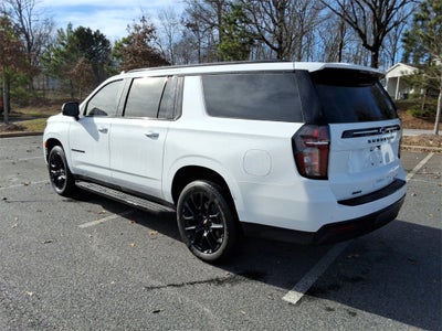 2023 Chevrolet Suburban RST