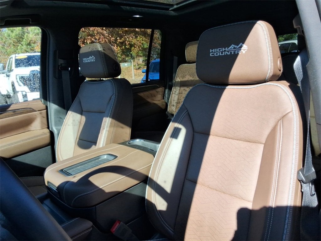 2023 Chevrolet Suburban High Country