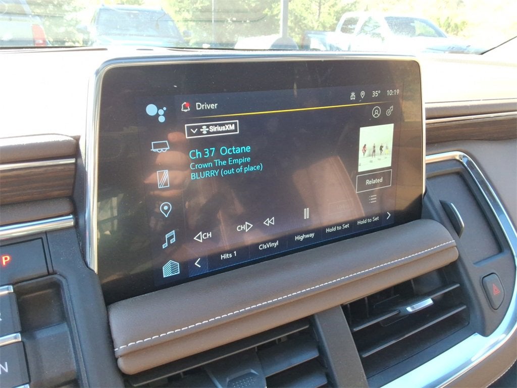 2023 Chevrolet Suburban High Country