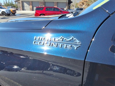 2021 Chevrolet Suburban High Country