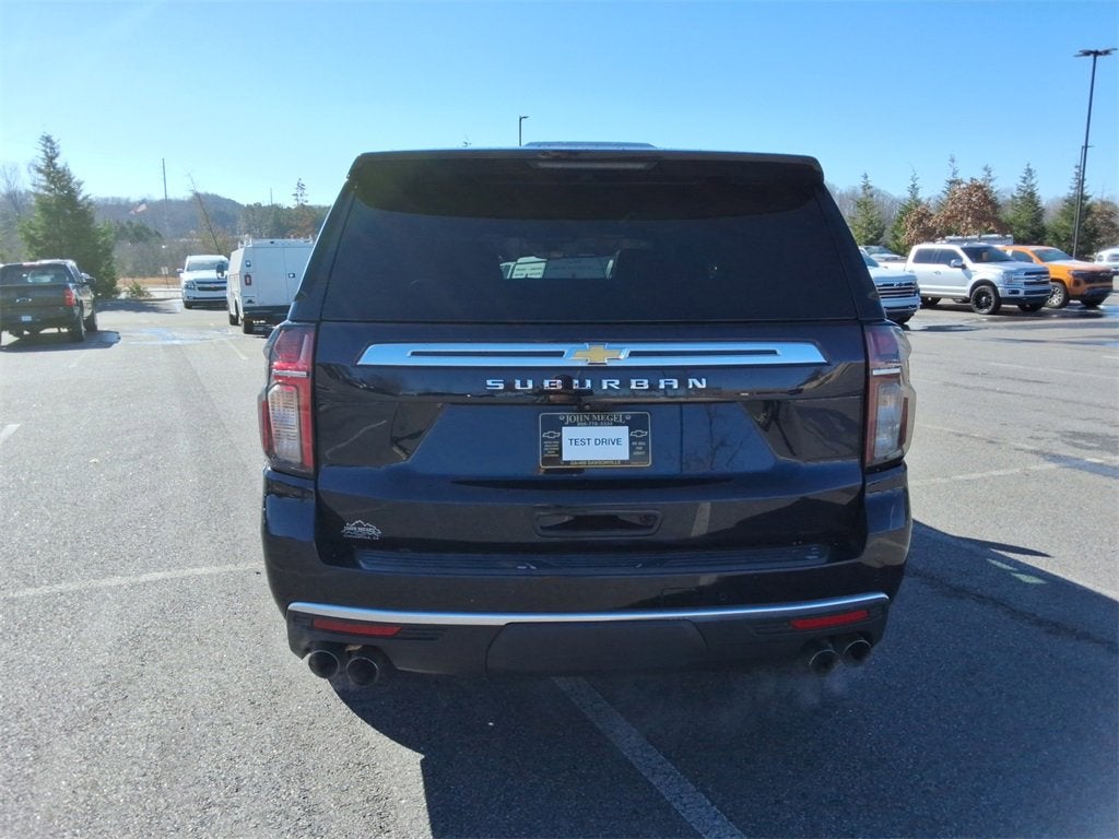 2021 Chevrolet Suburban High Country