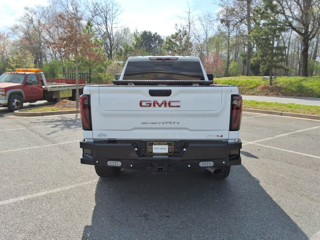 2024 GMC Sierra 2500 HD AT4