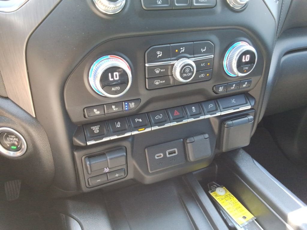 2023 GMC Sierra 3500 HD Denali DRW