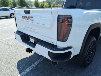 2025 GMC Sierra 2500 HD AT4