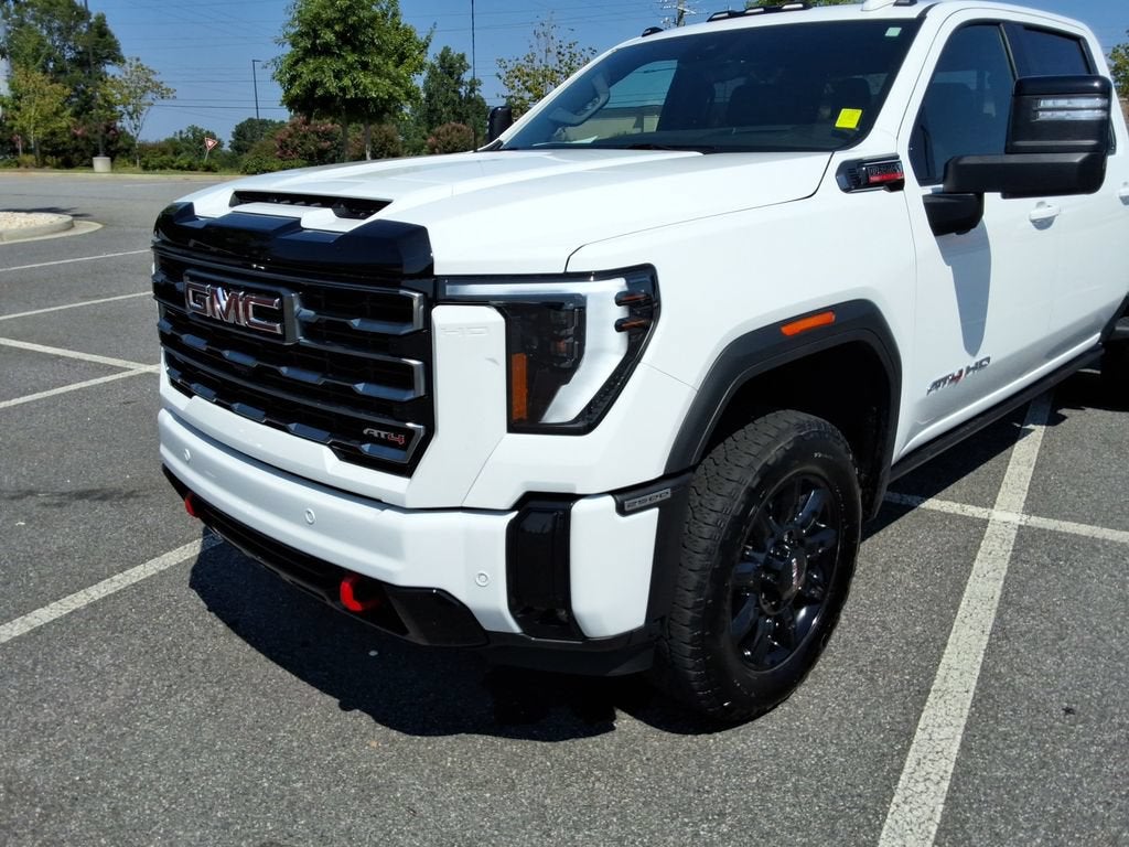 2025 GMC Sierra 2500 HD AT4