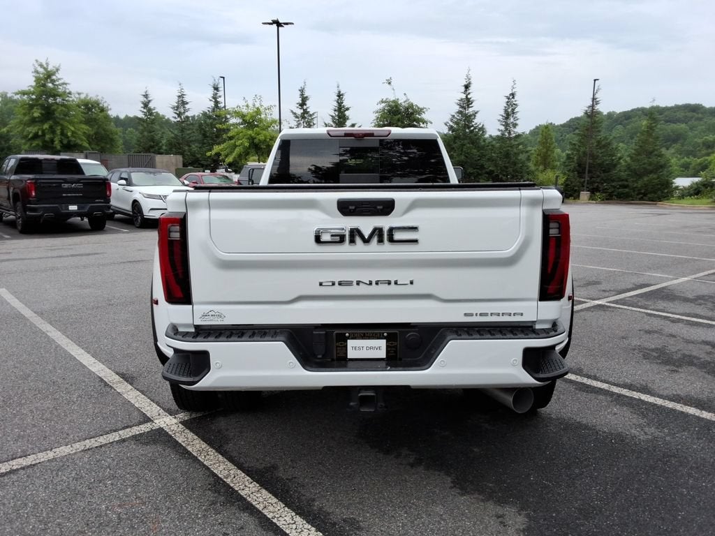 2025 GMC Sierra 3500 HD Denali Ultimate DRW