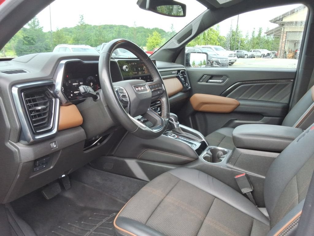 2024 GMC Canyon AT4 - Photo 23