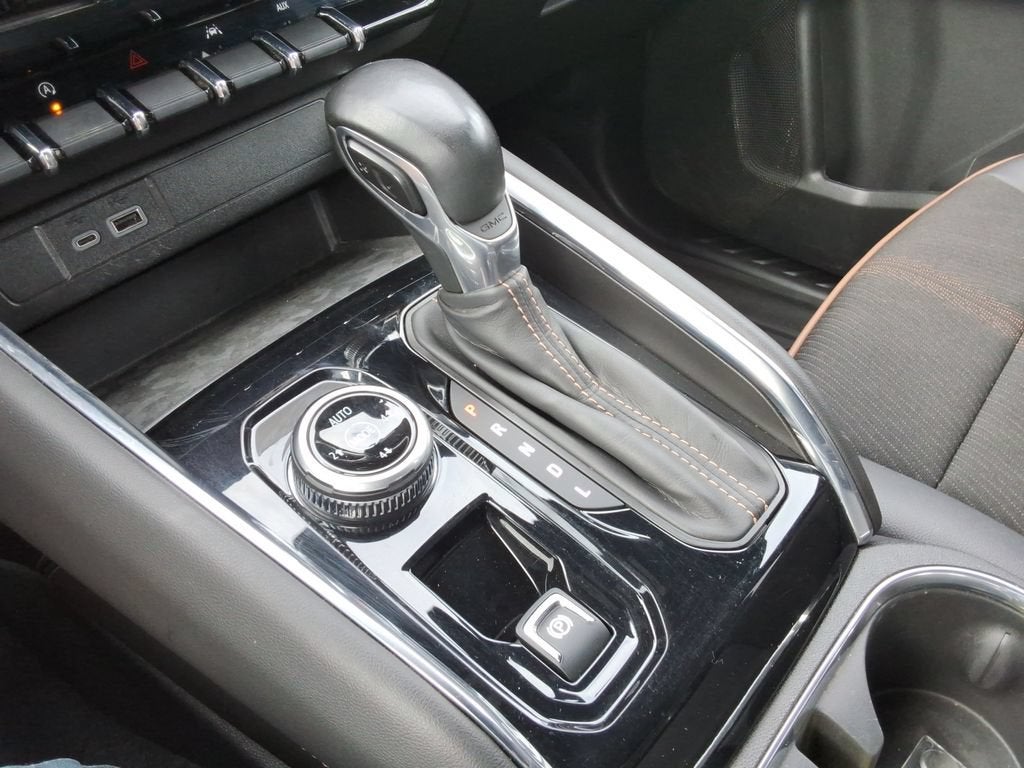 2024 GMC Canyon AT4