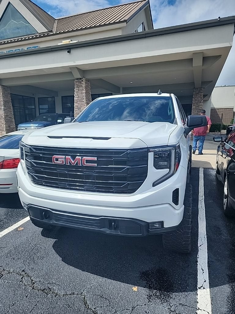 2022 GMC Sierra 1500 Elevation