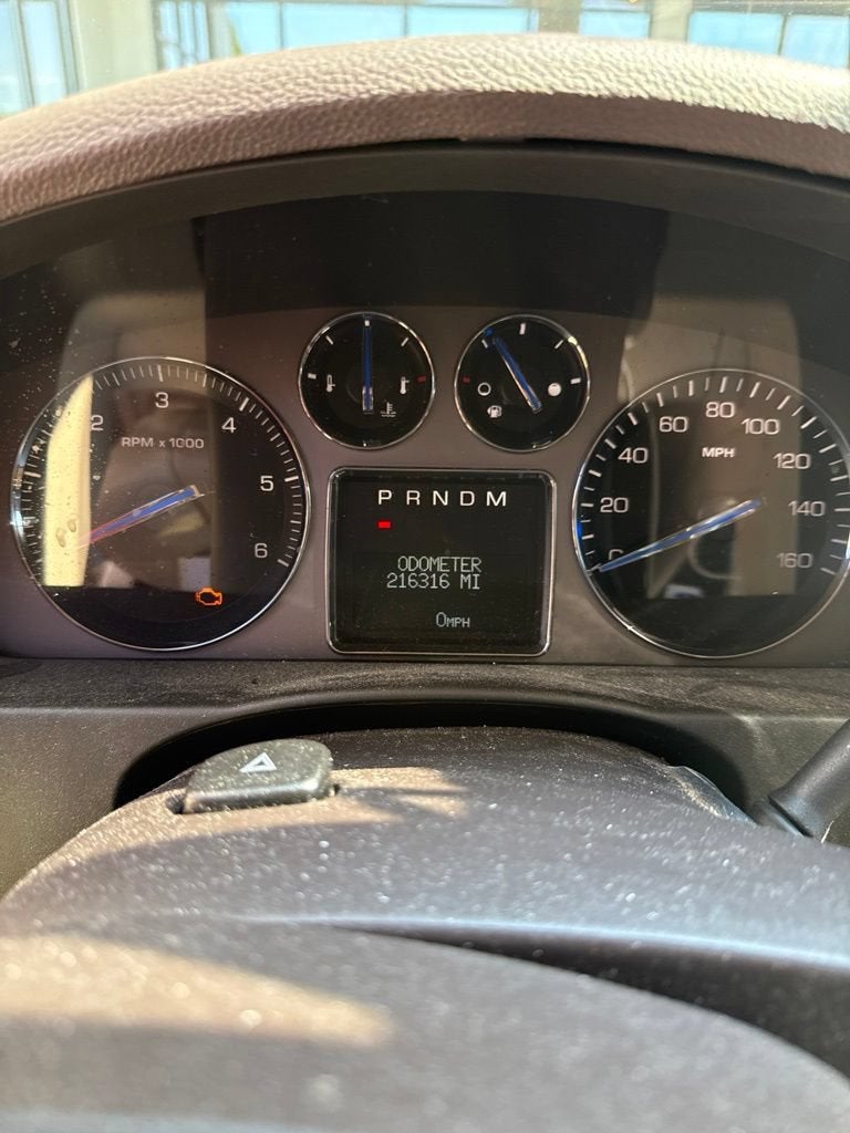 2007 Cadillac Escalade Standard