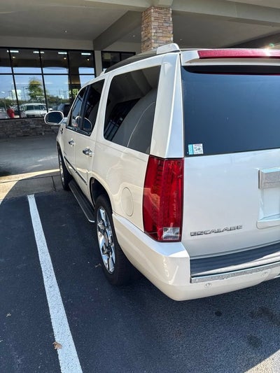 2007 Cadillac Escalade Standard