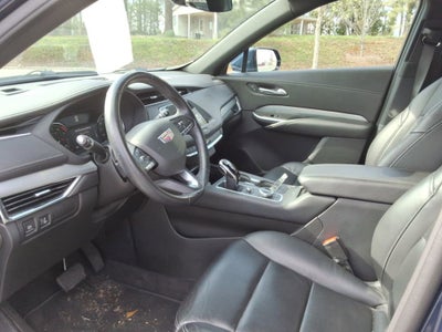 2021 Cadillac XT4 FWD Premium Luxury