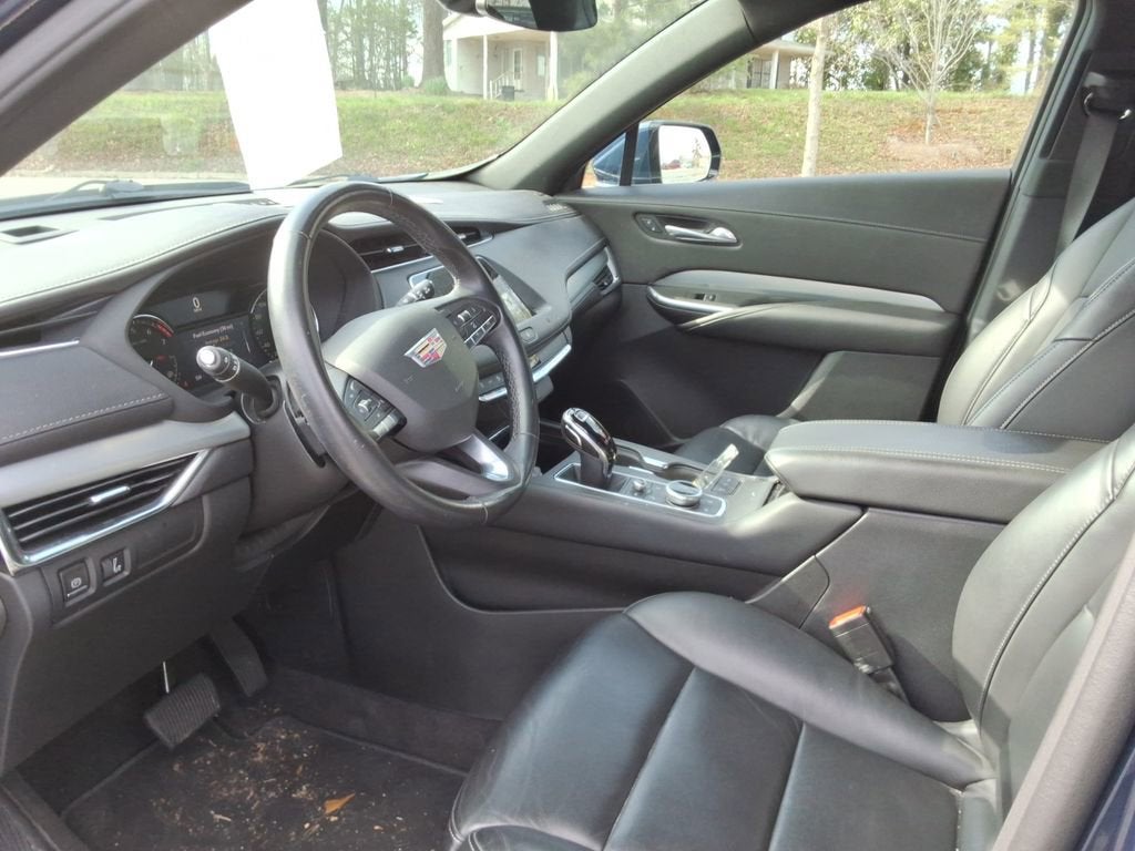 2021 Cadillac XT4 FWD Premium Luxury