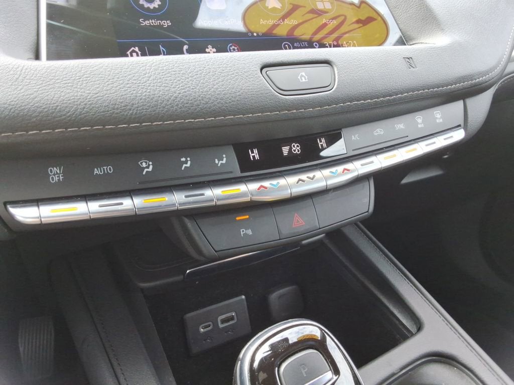 2021 Cadillac XT4 Premium Luxury