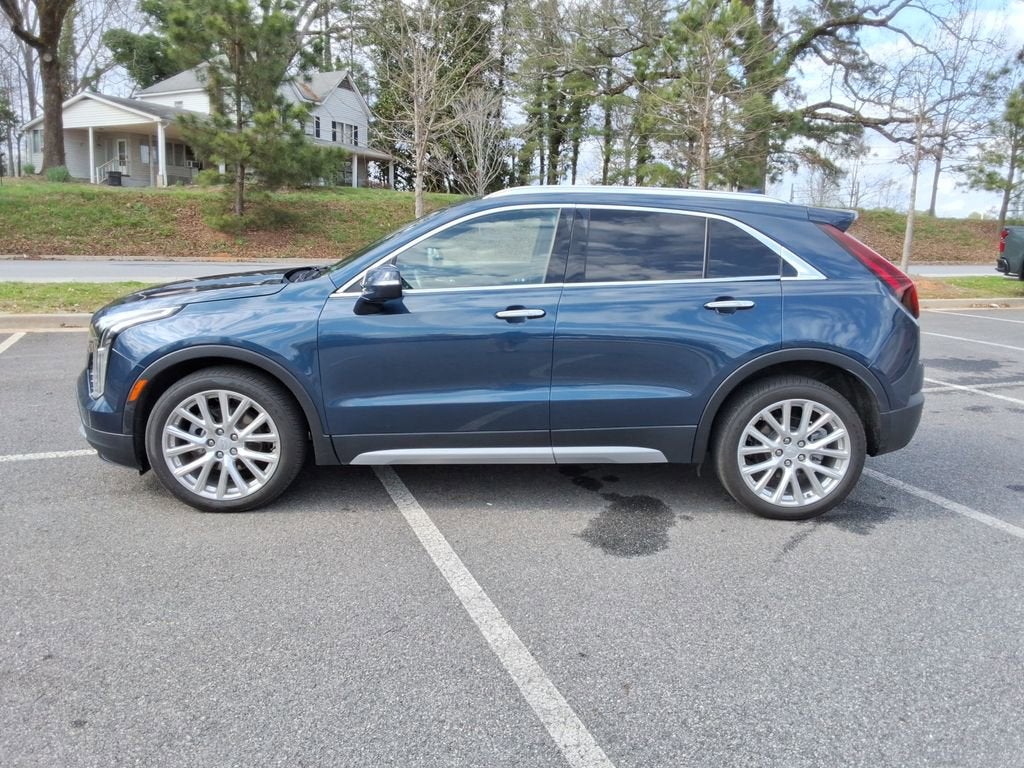 2021 Cadillac XT4 FWD Premium Luxury