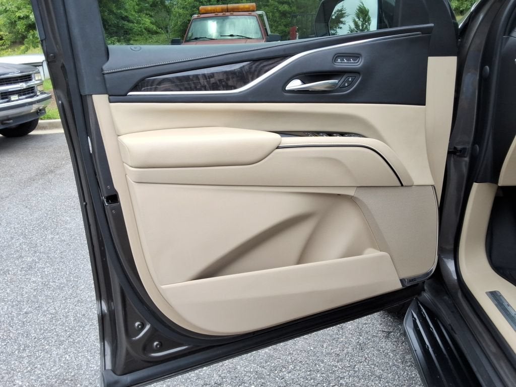 2021 Cadillac Escalade Premium Luxury