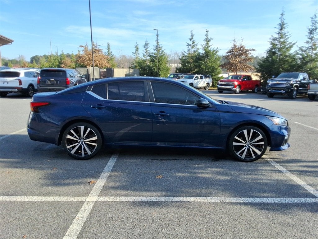 2020 Nissan Altima SR FWD