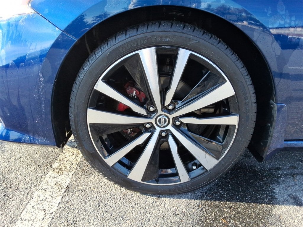 2020 Nissan Altima SR FWD