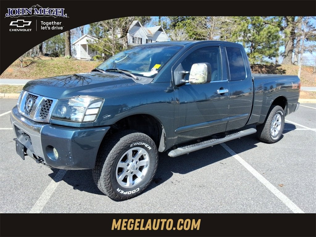 2005 Nissan Titan LE
