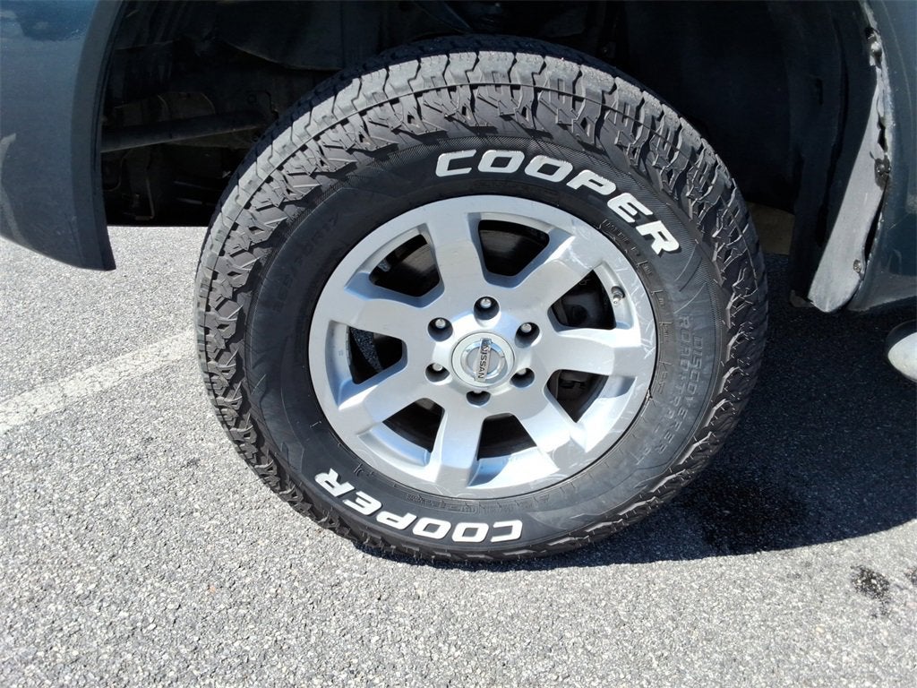 2005 Nissan Titan LE