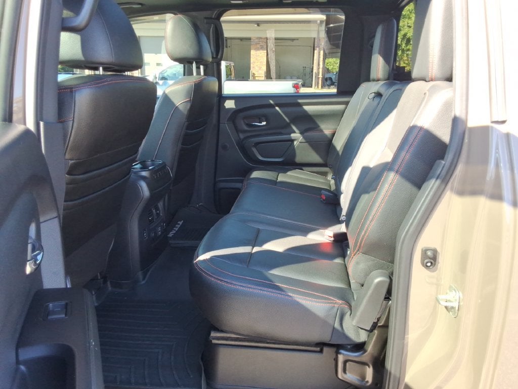 2020 Nissan TITAN Crew Cab PRO-4X 4x4
