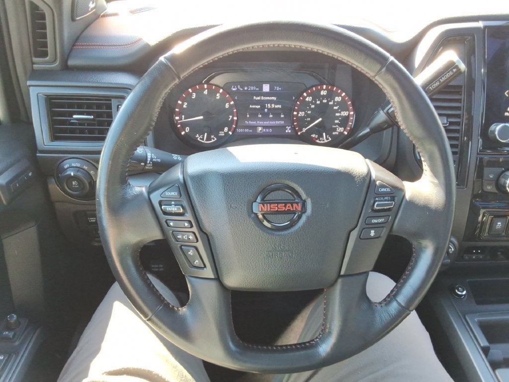 2020 Nissan TITAN Crew Cab PRO-4X 4x4