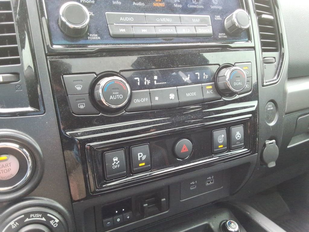 2024 Nissan TITAN Crew Cab PRO-4X 4x4