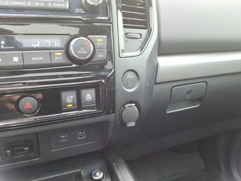 2024 Nissan TITAN Crew Cab PRO-4X 4x4